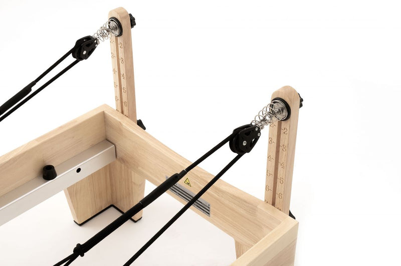 Carica immagine in Galleria Viewer, Lettino Reformer Pilates in Legno Mooma