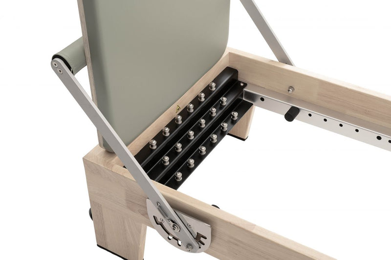 Carica immagine in Galleria Viewer, Lettino Reformer Pilates in Legno Mooma