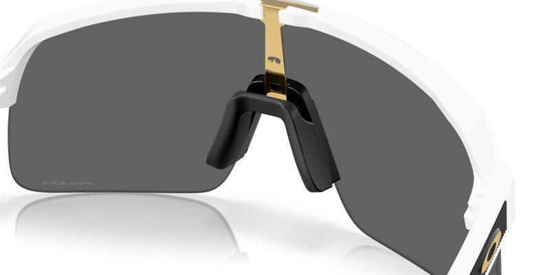 Carica immagine in Galleria Viewer, Occhiali da Sole Oakley Sutro Lite