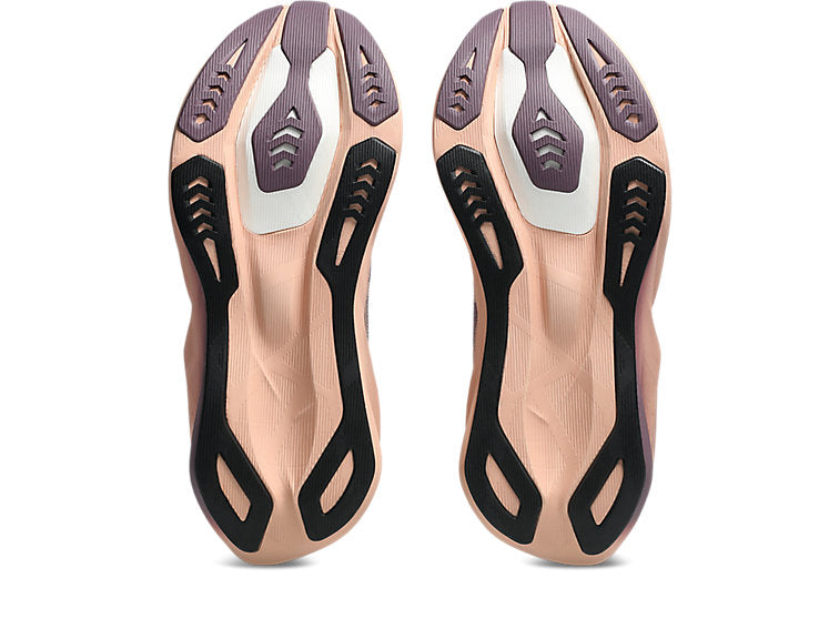 Carica immagine in Galleria Viewer, Scarpe • Running NOVABLAST 6