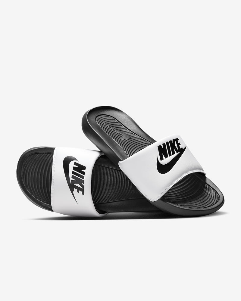Carica immagine in Galleria Viewer, CIABATTE UOMO NIKE VICTORI ONE SLIDE