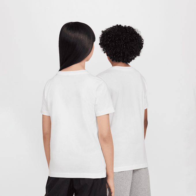 Carica immagine in Galleria Viewer, T-Shirt k jr k nsw tee emb futura
