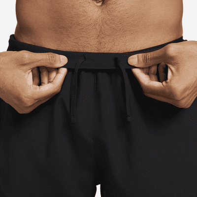 Carica immagine in Galleria Viewer, SHORT UOMO NIKE CHALLENGER 72 IN