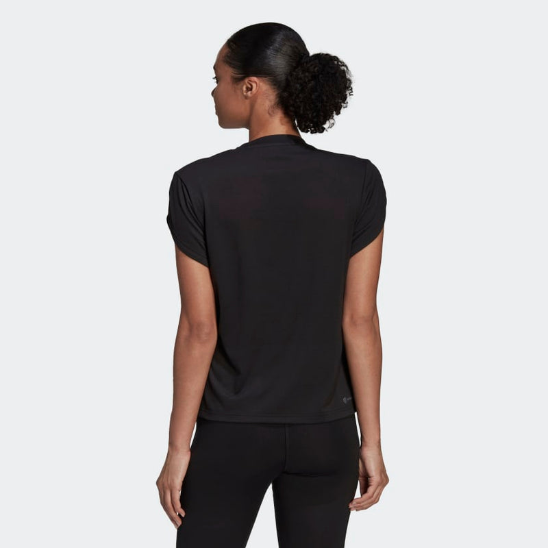 Carica immagine in Galleria Viewer, T-SHIRT ADIDAS FLOREALE REALIZZATA PER L'ALLENAMENTO