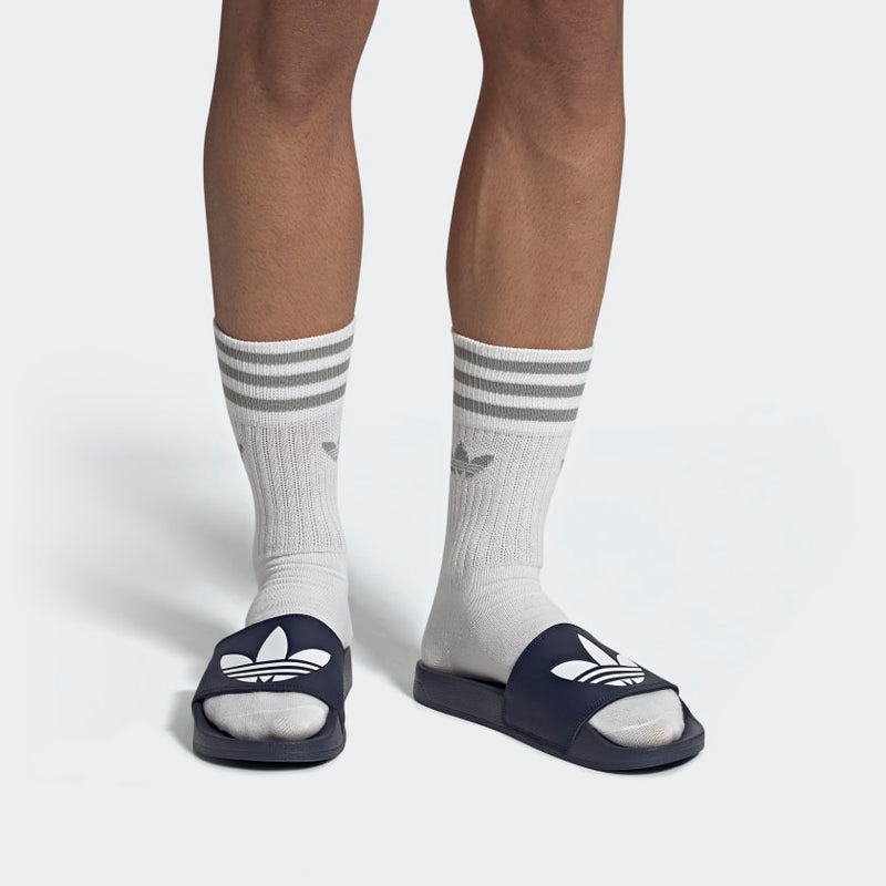 Carica immagine in Galleria Viewer, CIABATTE ADILETTE LITE Collegiate Navy / Cloud White / Collegiate Navy