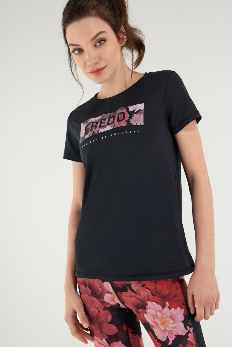 Carica immagine in Galleria Viewer, T-shirt FREDDY sostenibile traspirante grafica THE ART OF MOVEMENT