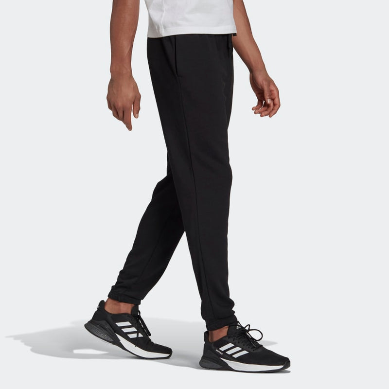 Carica immagine in Galleria Viewer, PANTALONI ESSENTIALS FRENCH TERRY TAPERED ELASTIC CUFF LOGO