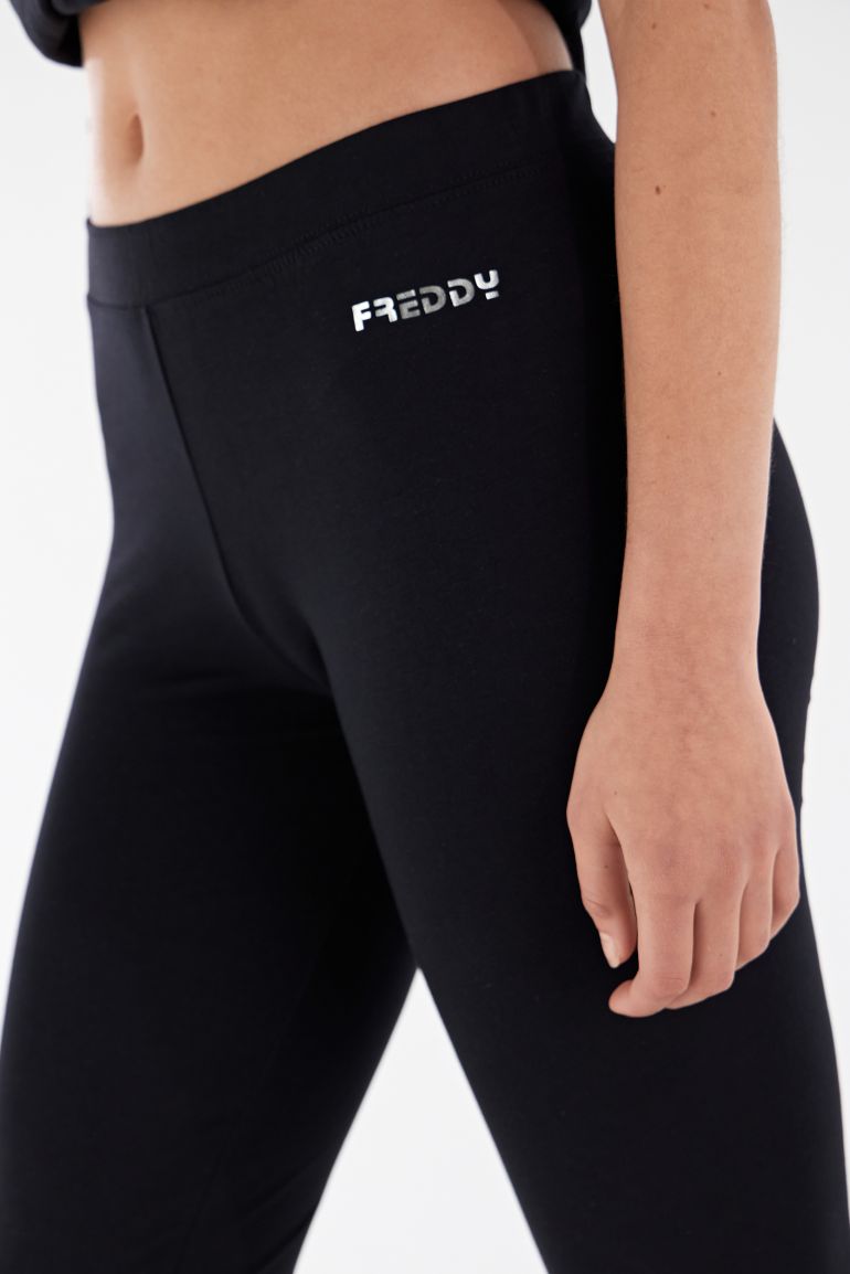 Carica immagine in Galleria Viewer, Leggings corsaro con stampa Freddy argento su un fianco