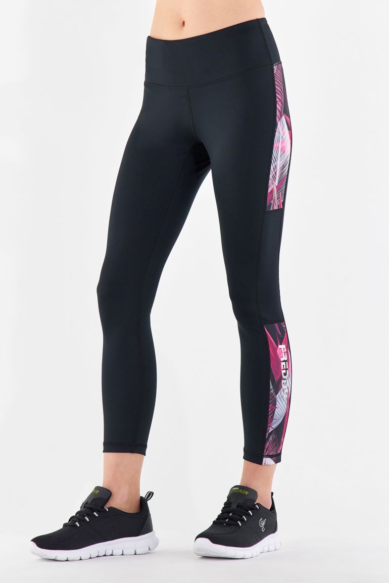 Carica immagine in Galleria Viewer, Leggings SuperFit con tasca in tessuto traspirante riciclato