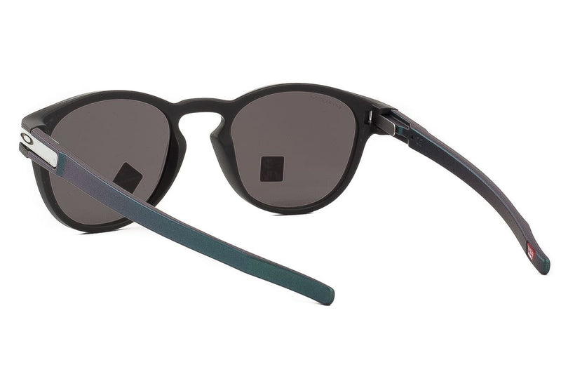 Carica immagine in Galleria Viewer, Occhiali sole Oakley Latch – Matte Carbon – Prizm Grey