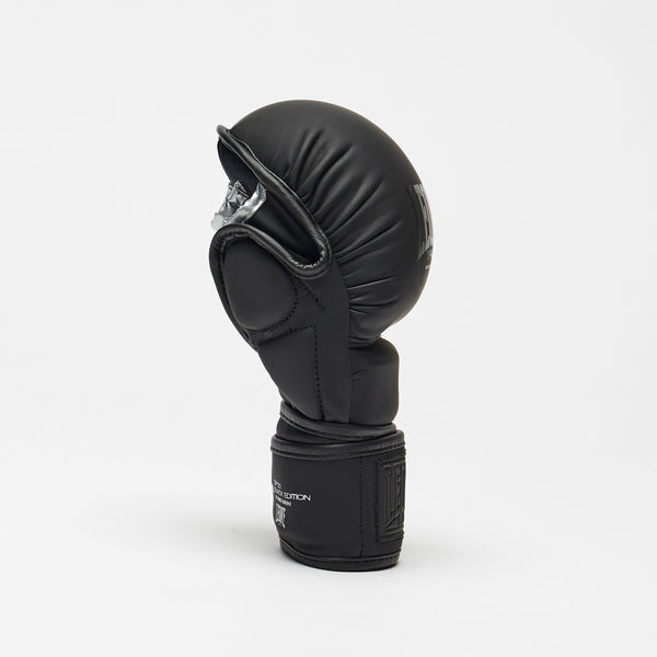 Carica immagine in Galleria Viewer, GUANTI MMA BLACK EDITION
