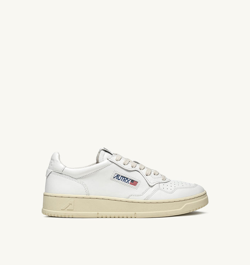 Carica immagine in Galleria Viewer, scarpe SNEAKERS MEDALIST LOW IN PELLE
