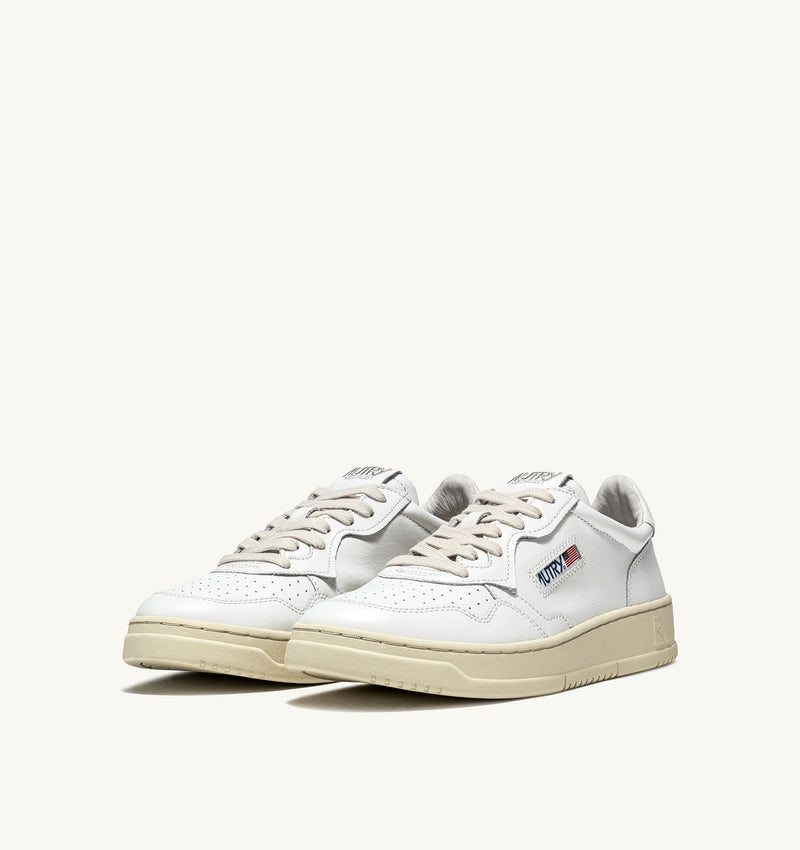 Carica immagine in Galleria Viewer, scarpe SNEAKERS MEDALIST LOW IN PELLE
