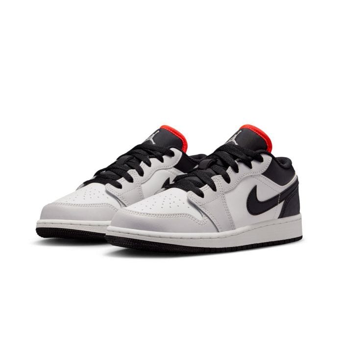 Carica immagine in Galleria Viewer, Scarpe Air Jordan 1 Low junior
