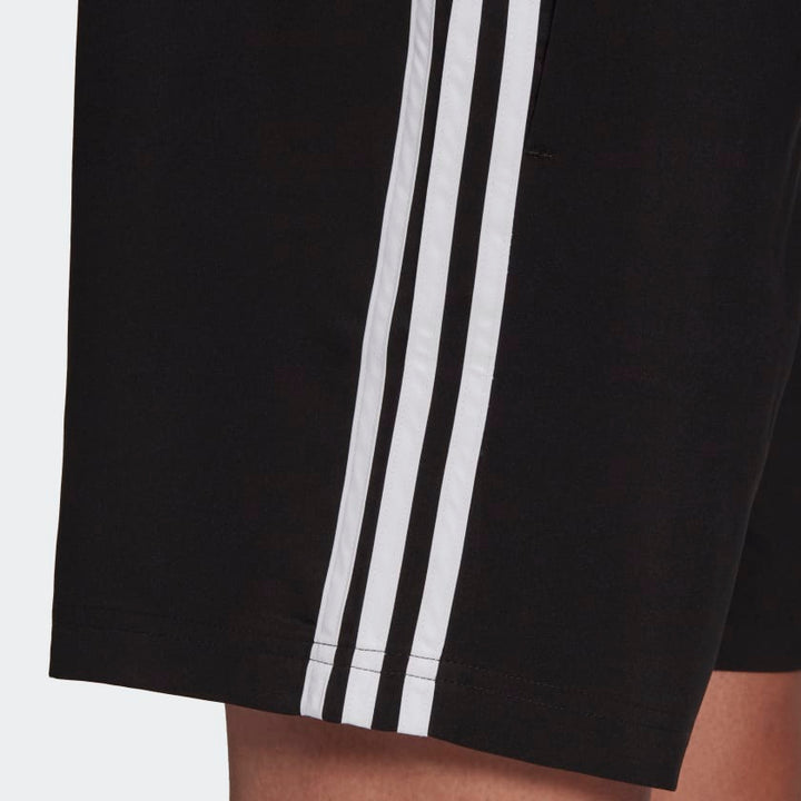 Carica immagine in Galleria Viewer, SHORT AEROREADY ESSENTIALS CHELSEA 3-STRIPES
